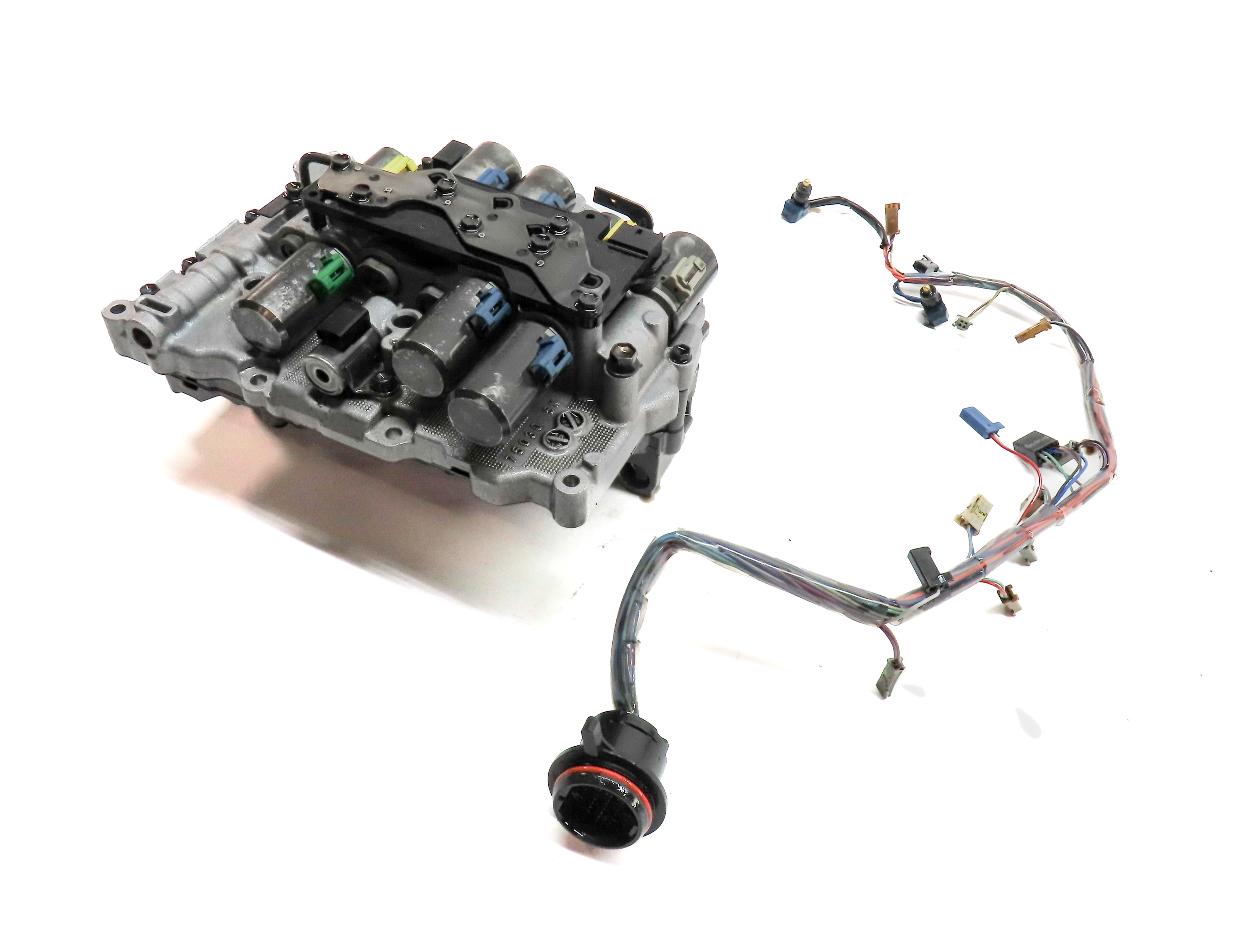 16-19 BMW X1 X2 F48 F39 CLUBMAN COUNTRYMAN 2.0L AUTO TRANSMISSION VALVE BODY — exact item pictured